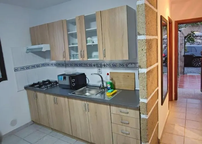 Sunny Island Retreat In Tejina De Isora Vakantiehuis