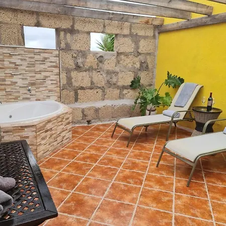 度假居 Sunny Island Retreat In Tejina De Isora 吉亚德索拉