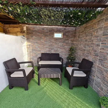 Sunny Island Retreat In Tejina De Isora 度假居