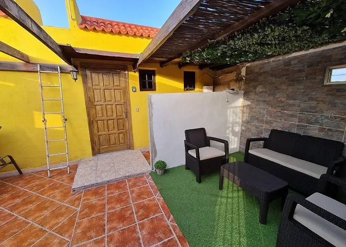 Sunny Island Retreat In Tejina De Isora *